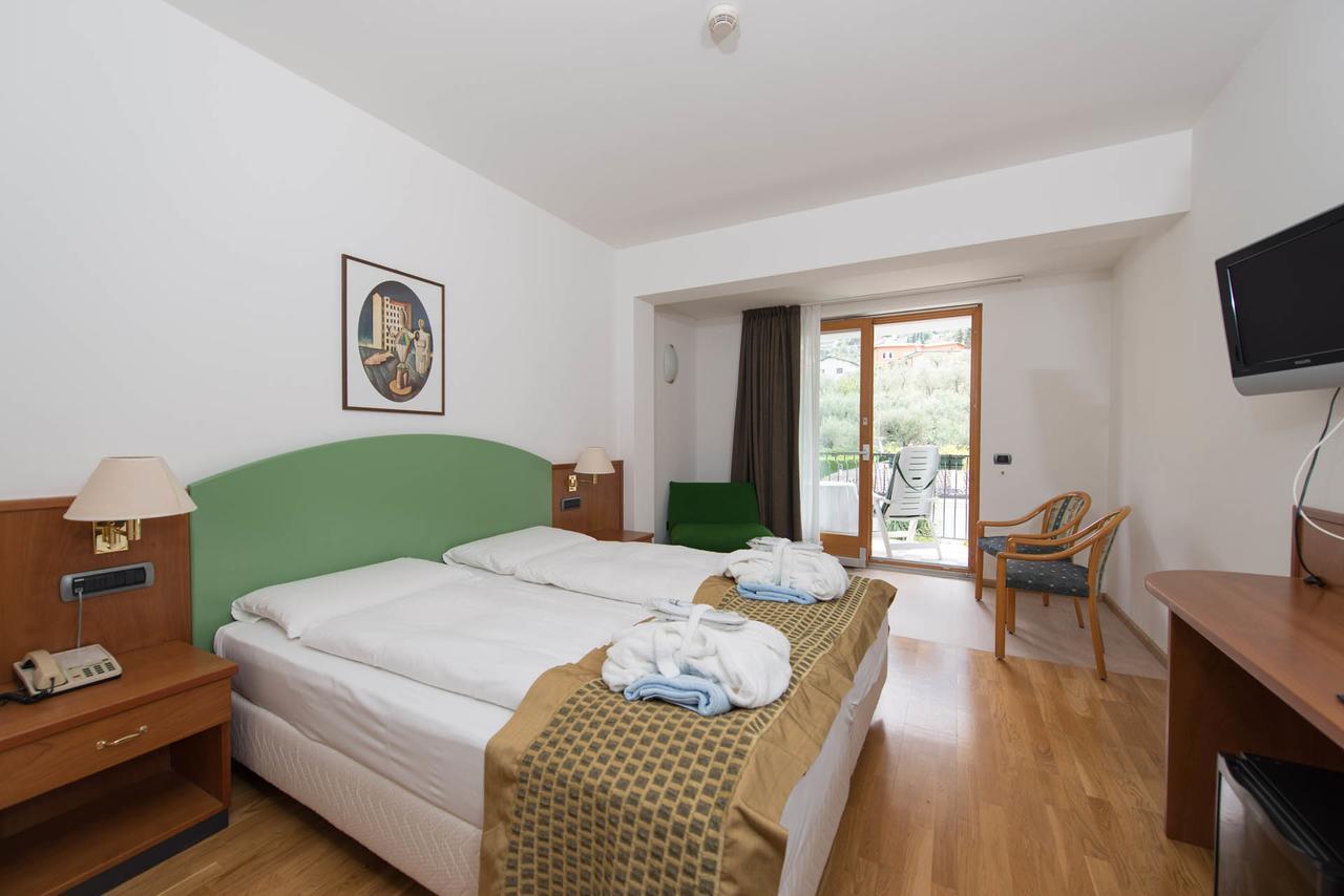 Hotel Venezia Malcesine Dış mekan fotoğraf