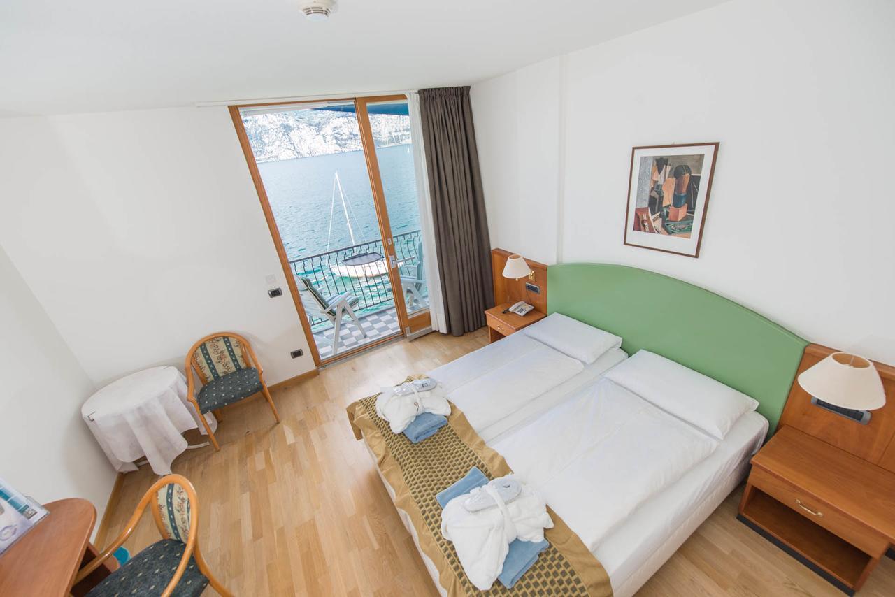 Hotel Venezia Malcesine Dış mekan fotoğraf